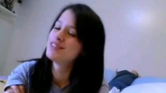 Gorgeous ella on webcam